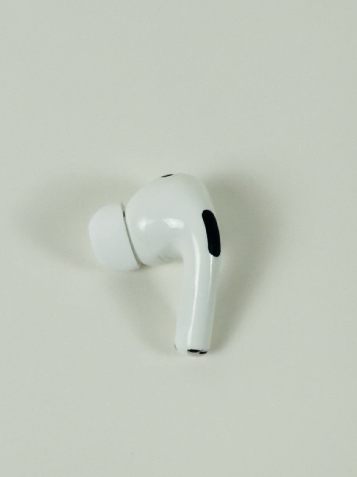 Apple AirPods Pro 2nd Generation with USB-C MagSafe Wireless Charging Case
