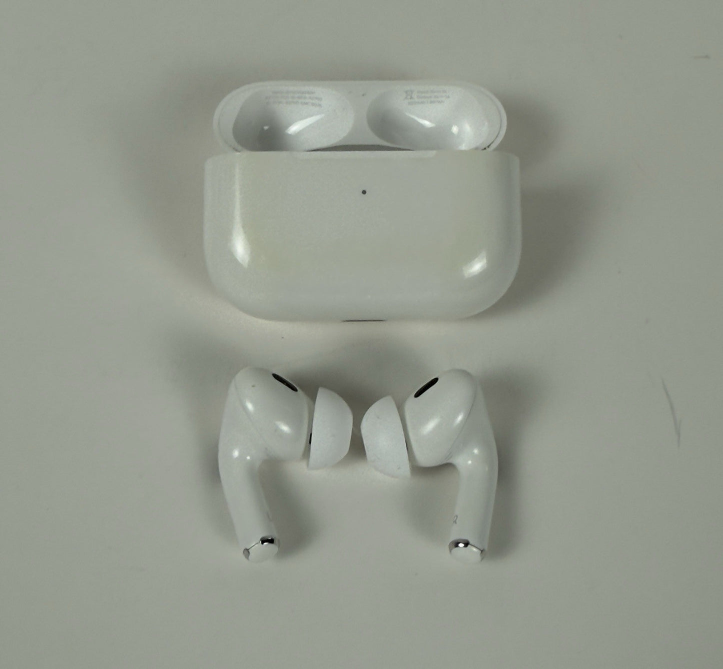 Apple AirPods Pro (1st Gen) w/ MagSafe Case – Noise Cancelling Bluetooth