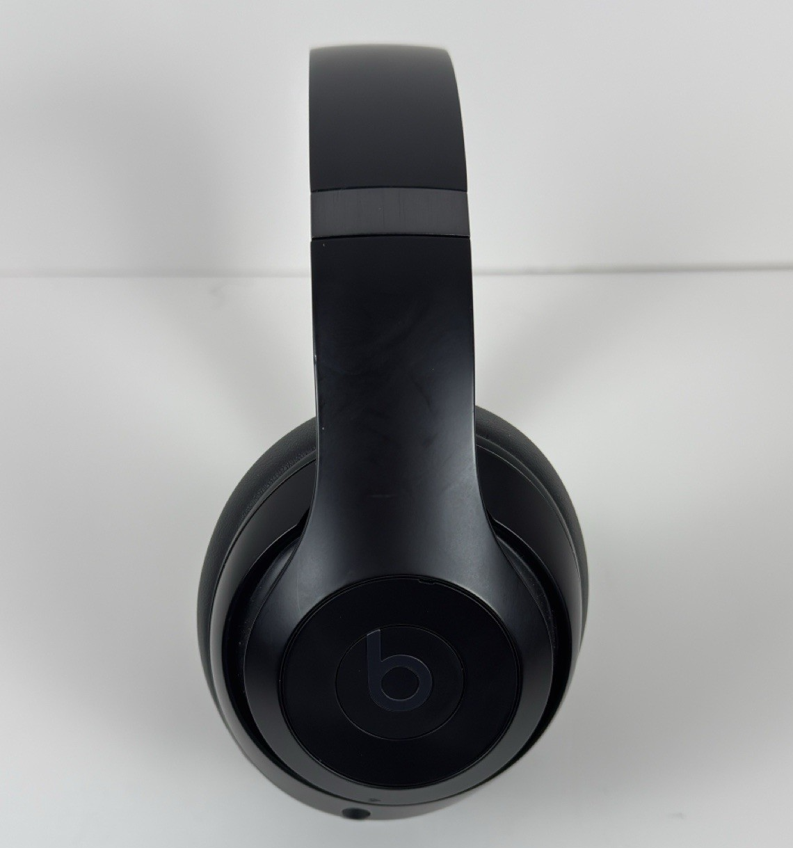 Beats Solo 4 Wireless On-Ear Headphones Black w/ AppleCare+ - Excellent!