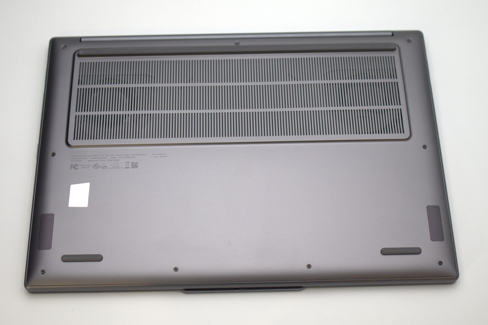 Lenovo IdeaPad Pro 5 16IAH10 16" 2.8K Touch Ultra 9 285H 32GB 1TB RTX 5050 W11H