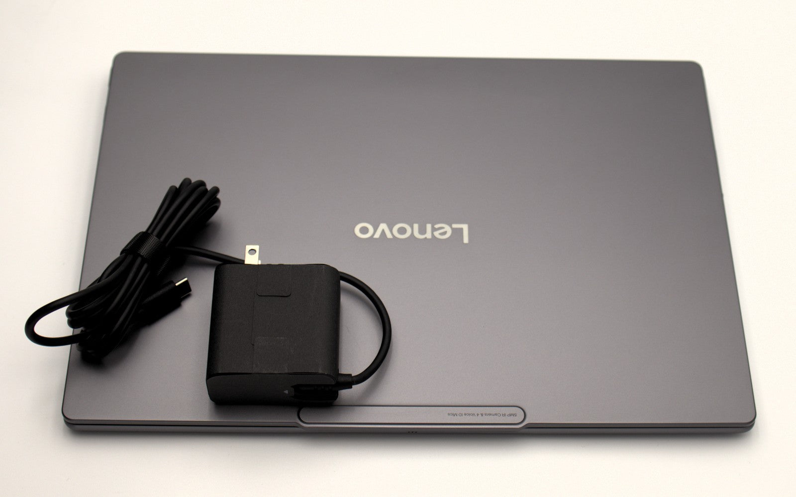 Lenovo Slim 7i 14" OLED Touchscreen Ultra 7 32GB 1TB SSD 256V 14ILL10  Warranty