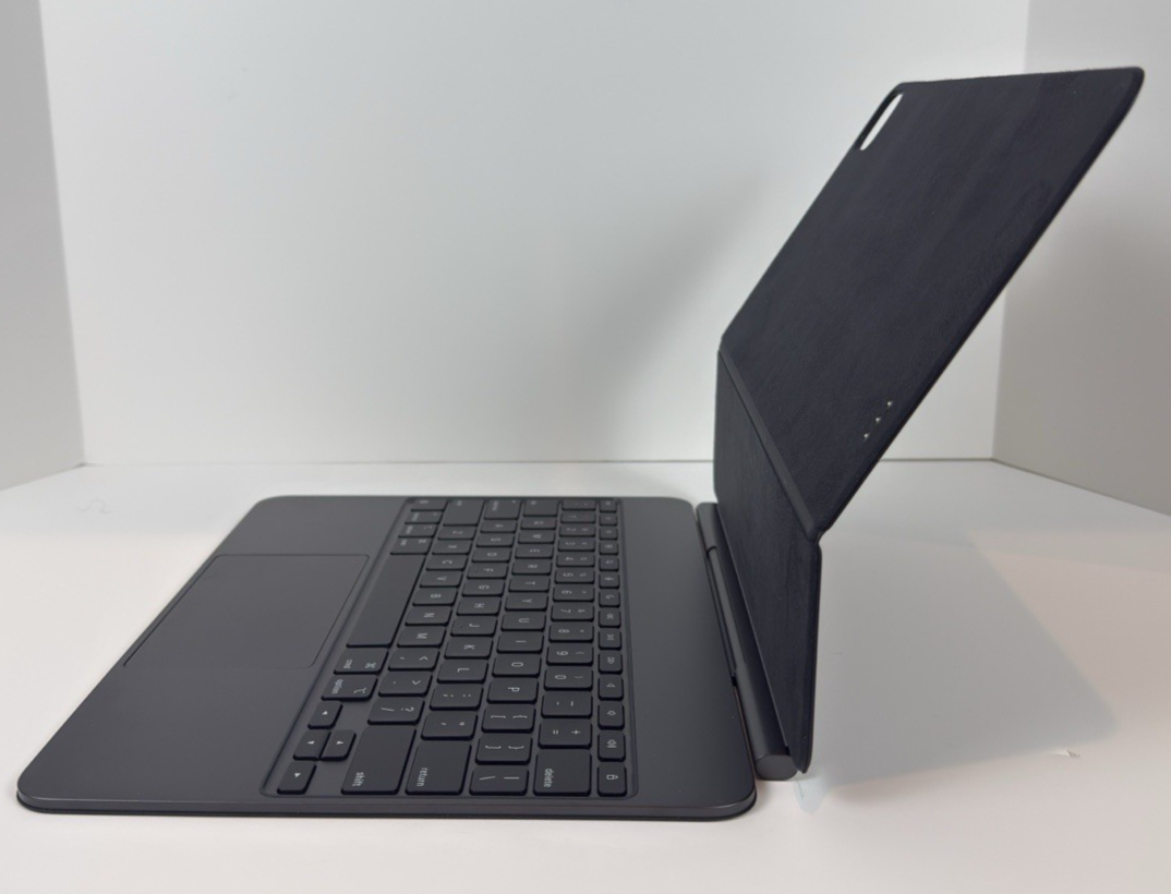 Apple Magic Keyboard for iPad Pro 13" (M4) A2974  – MWR53LL/A with Warranty