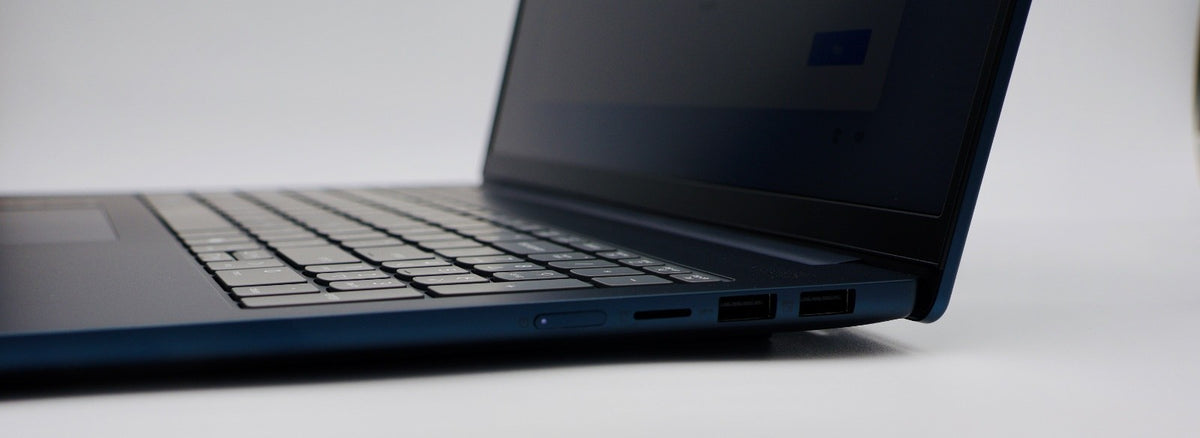 Lenovo IdeaPad Slim 5i 16” Touch Ultra 5 322 16GB RAM 512GB SSD Copilot+ PC Blue