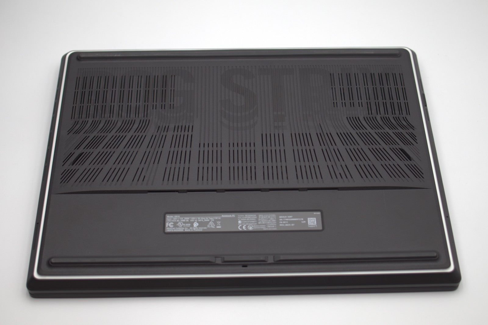 ASUS ROG Strix G18 18" Nebula WQXGA Intel Ultra 9 275HX 32GB 2TB RTX 5070 Ti W11