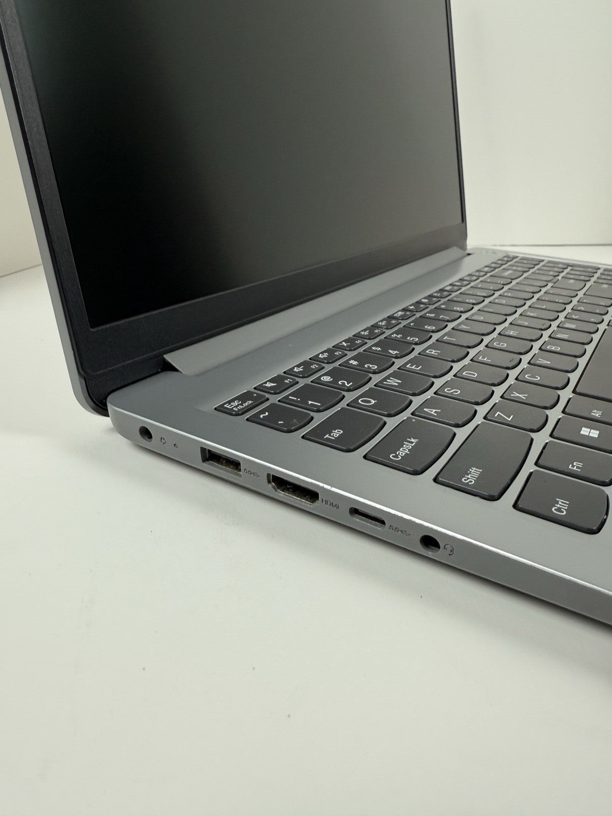 Lenovo IdeaPad 1 15.6" HD AMD 3050U 4GB RAM 128GB eMMC Win11 *1YR WARRANTY*