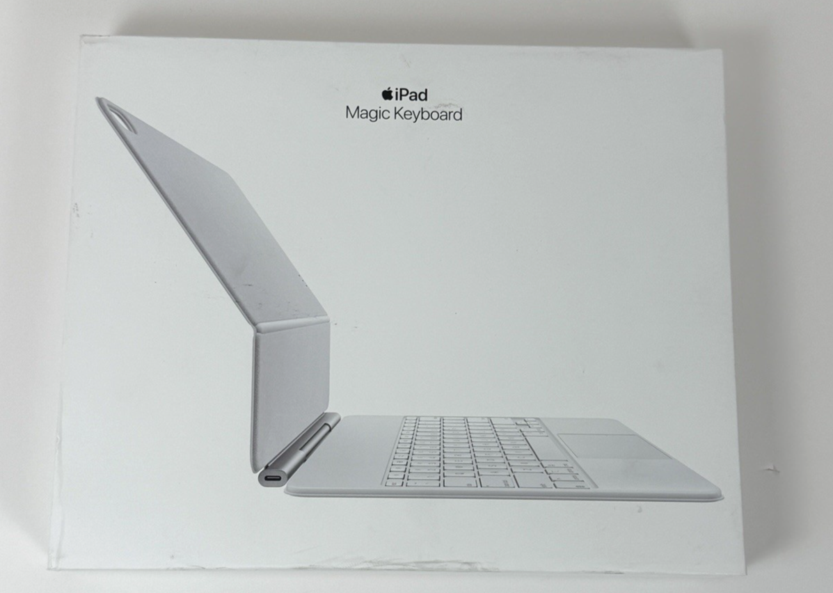 Apple Magic Keyboard White for iPad Air 13″ M3 MDFW4LL/A Excellent!