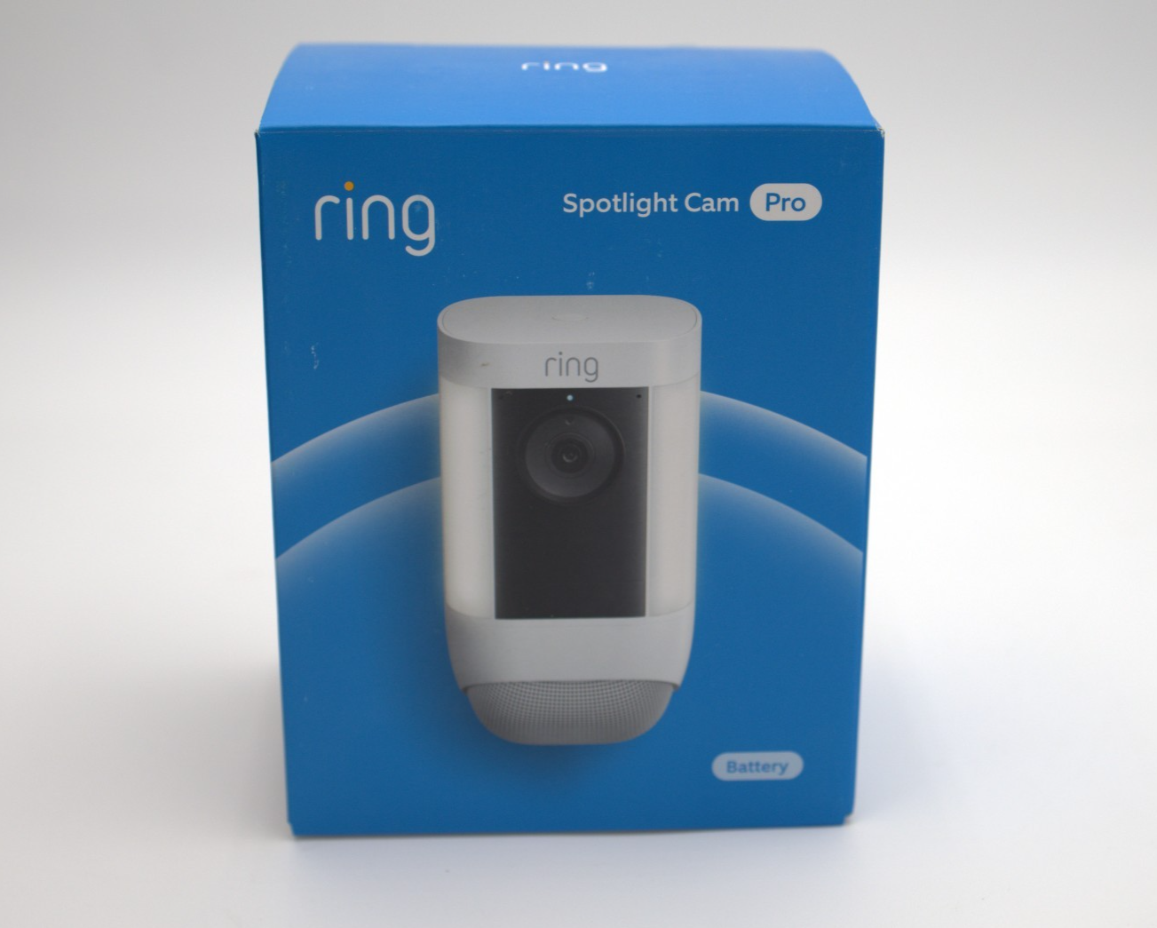 Ring Spotlight Cam Pro (Battery, 2025 Model) 3D Motion , Two-Way Audio BRAND NEW