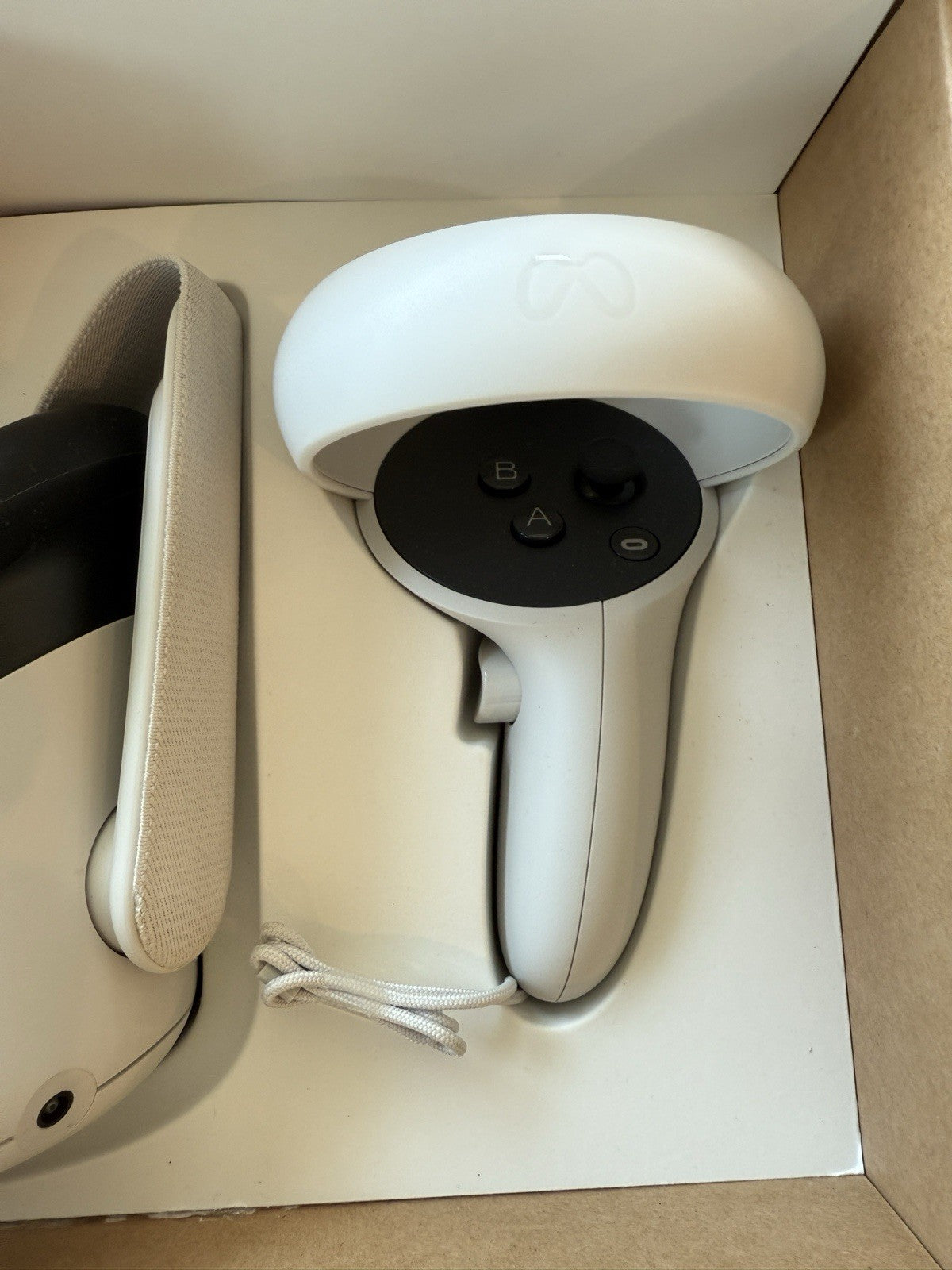 Oculus Quest 2 VR Headset Bundle 256GB – Wireless Virtual Reality