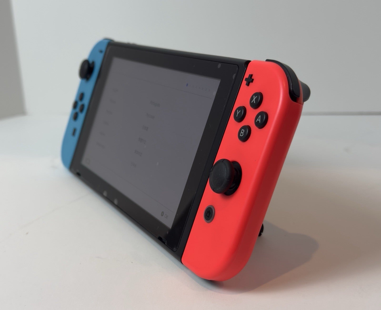 Nintendo Switch Console with Neon Blue and Neon Red Joy Cons 32GB V2