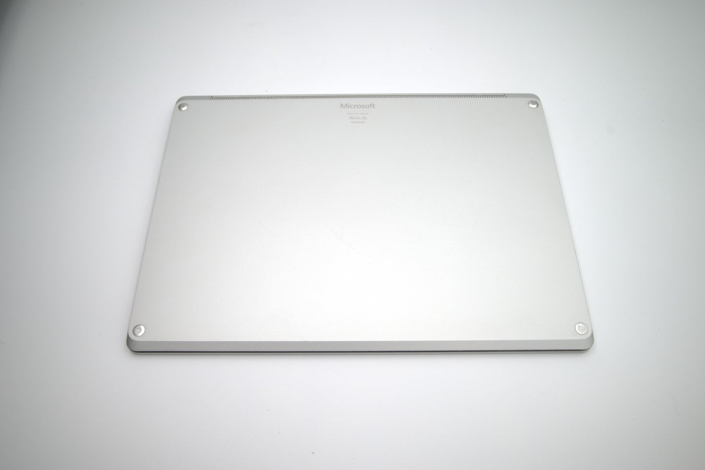 Microsoft Surface Laptop 2 – Intel i5 8250 | 256GB SSD | 8GB RAM| Warranty