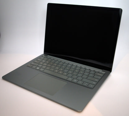 Microsoft Surface Laptop 5 13.5” Touch – i5-1235U / 8GB / 512GB SSD | Windows 11