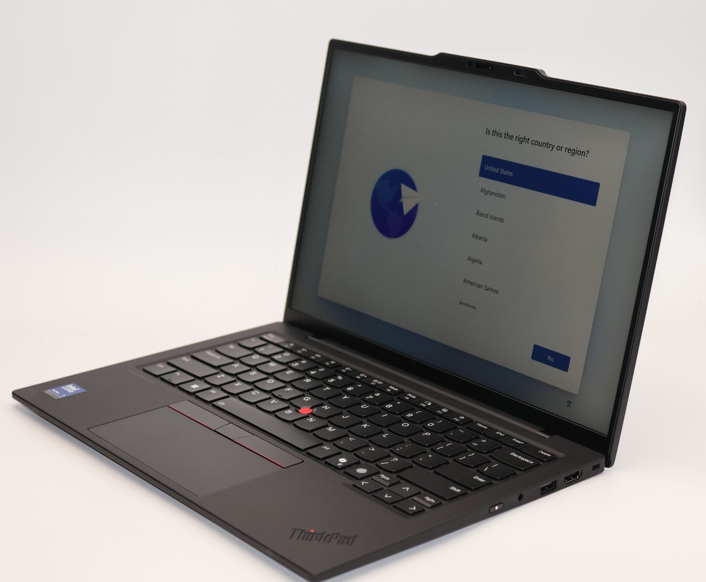 Lenovo Thinkpad X1 Carbon G13 14" Laptop Core Ultra 7 258V 32GB RAM 1TB SSD W11