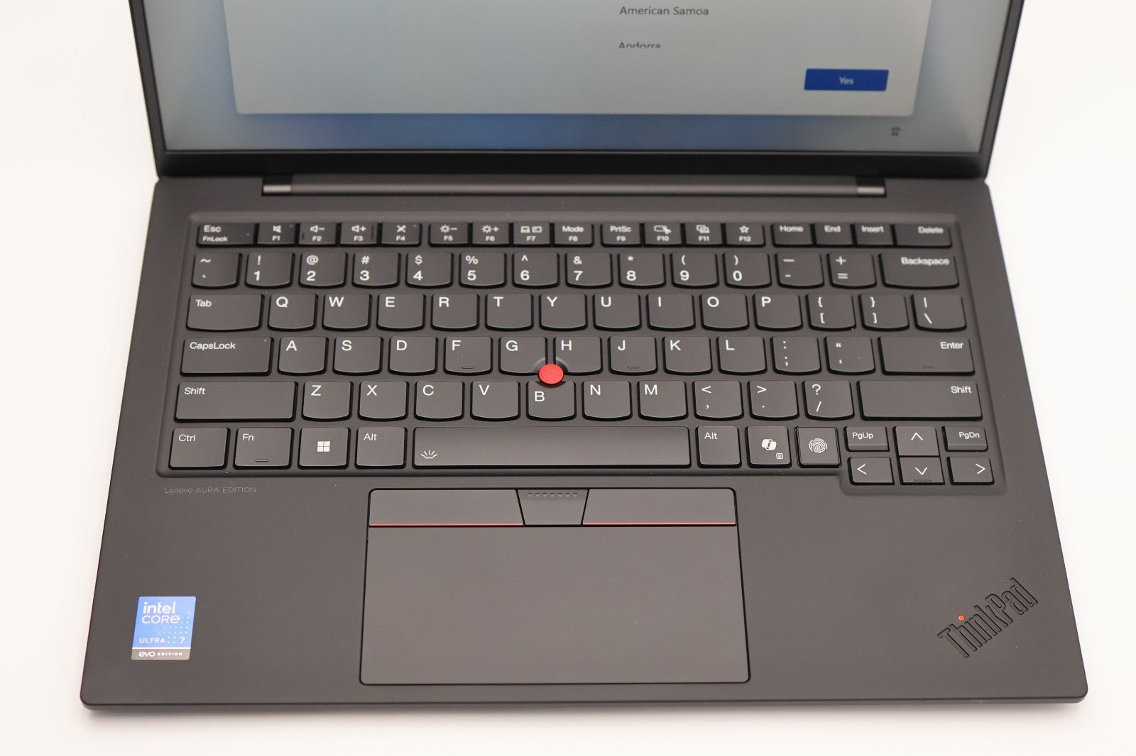 Lenovo Thinkpad X1 Carbon G13 14" Laptop Core Ultra 7 258V 32GB RAM 1TB SSD W11