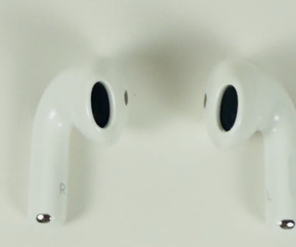 Apple AirPods 4th Gen ANC  with Active Noise Cancellation MXP93LL/A - Excellent!