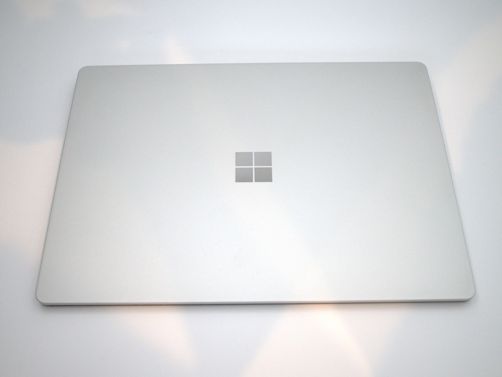 Microsoft Surface Laptop 2 – Intel i5 8250 | 256GB SSD | 8GB RAM| Warranty