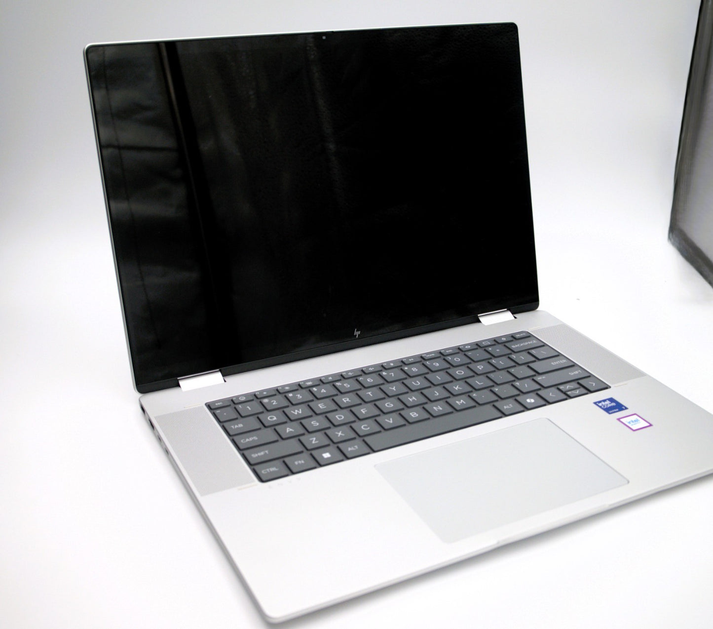 HP ENVY Laptop  x360 2-in-1 – 16" Ultra 7 155U, 16GB, 1TB SSD | 2K touch |