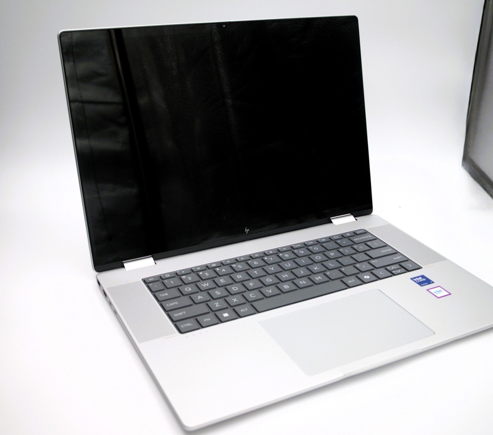 HP ENVY Laptop  x360 2-in-1 – 16" Ultra 7 155U, 16GB, 1TB SSD | 2K touch |