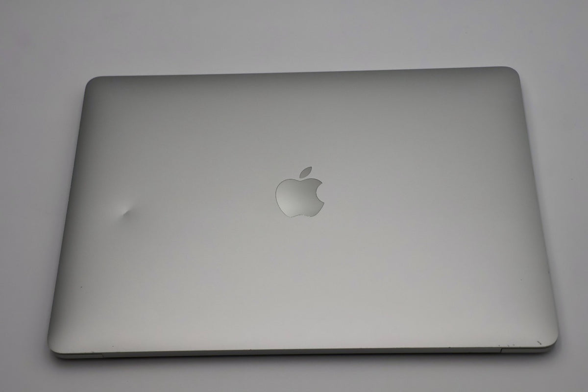 Apple MacBook Pro 13.3" 2022 M2 8GB 256GB SSD 10C GPU Silver MNEP3LL/A Touch Bar