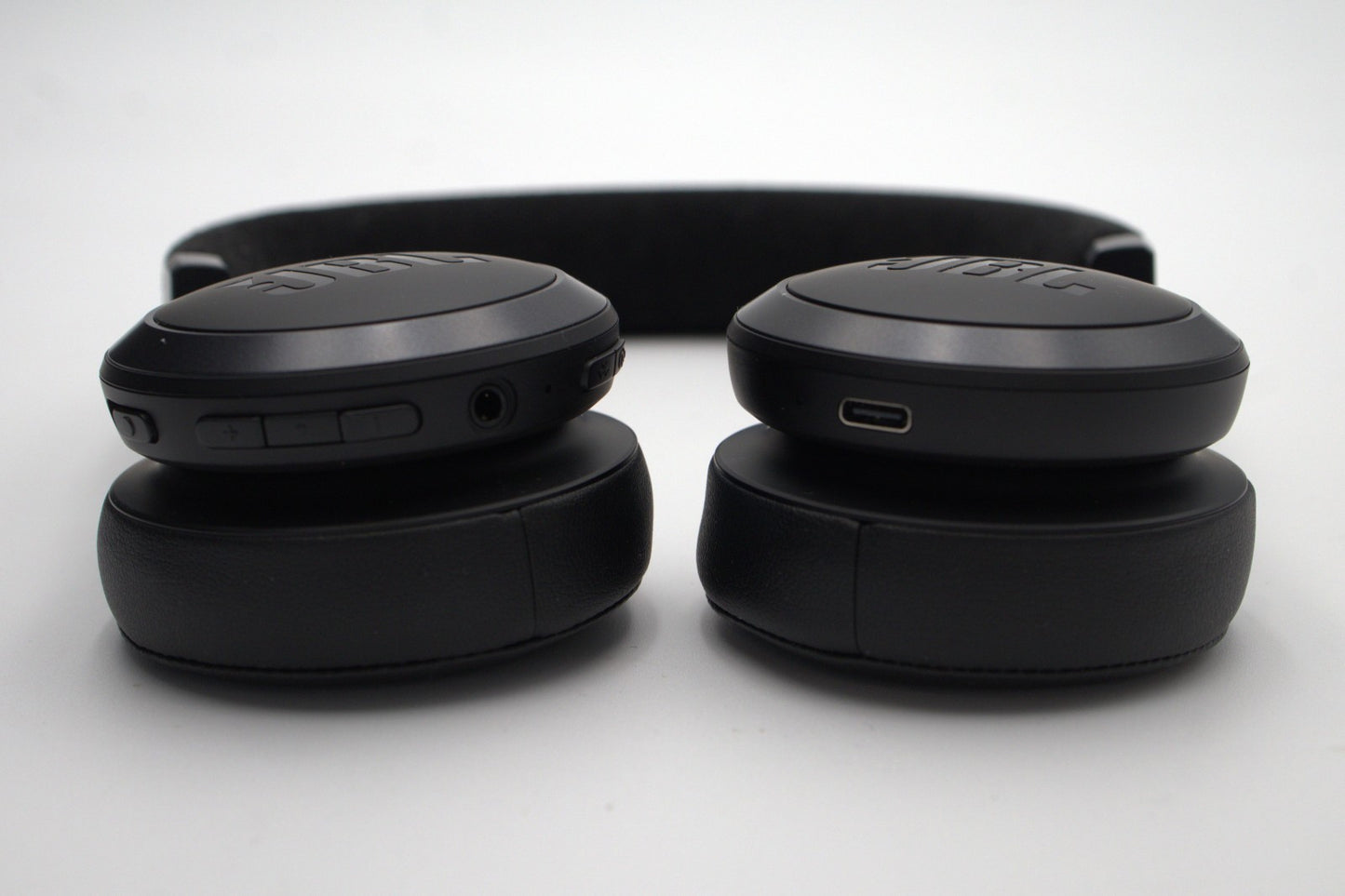 JBL Live 675NC Noise Cancelling Bluetooth On-Ear Wireless Headphones 1 yr wrnty