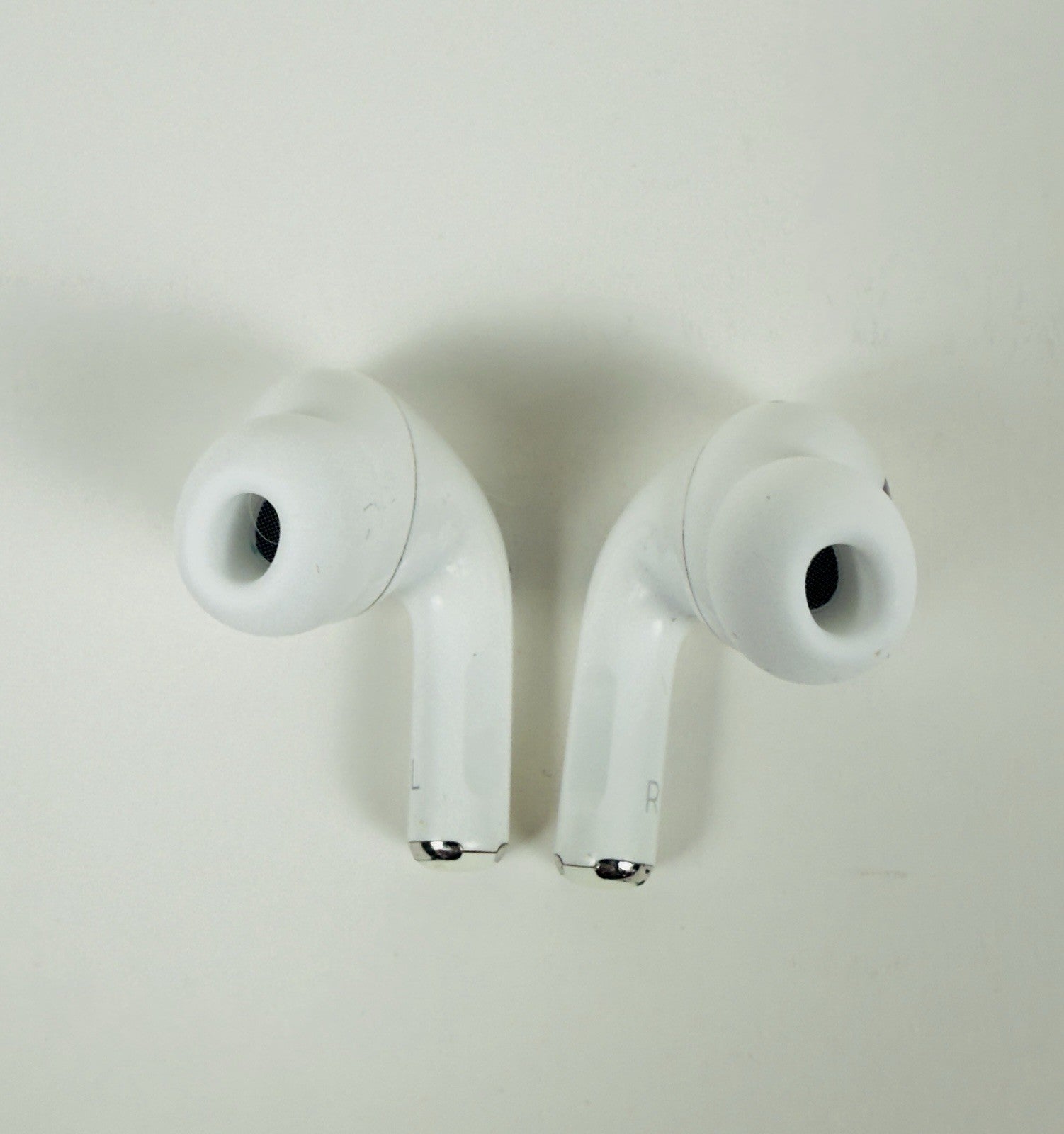 Apple AirPods Pro 2nd Generation with  MagSafe Wireless Charging Case