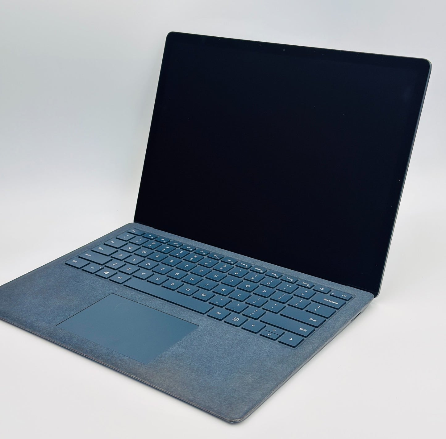 Microsoft Surface Laptop 1769 – 13.5" i5, 8GB, 256GB SSD | Windows 11 | Warranty