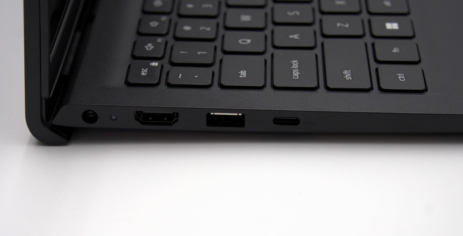 Dell Inspiron 15.6 Touchscreen Laptop  AMD Ryzen 5, 8GB RAM, 1TB SSD i3535