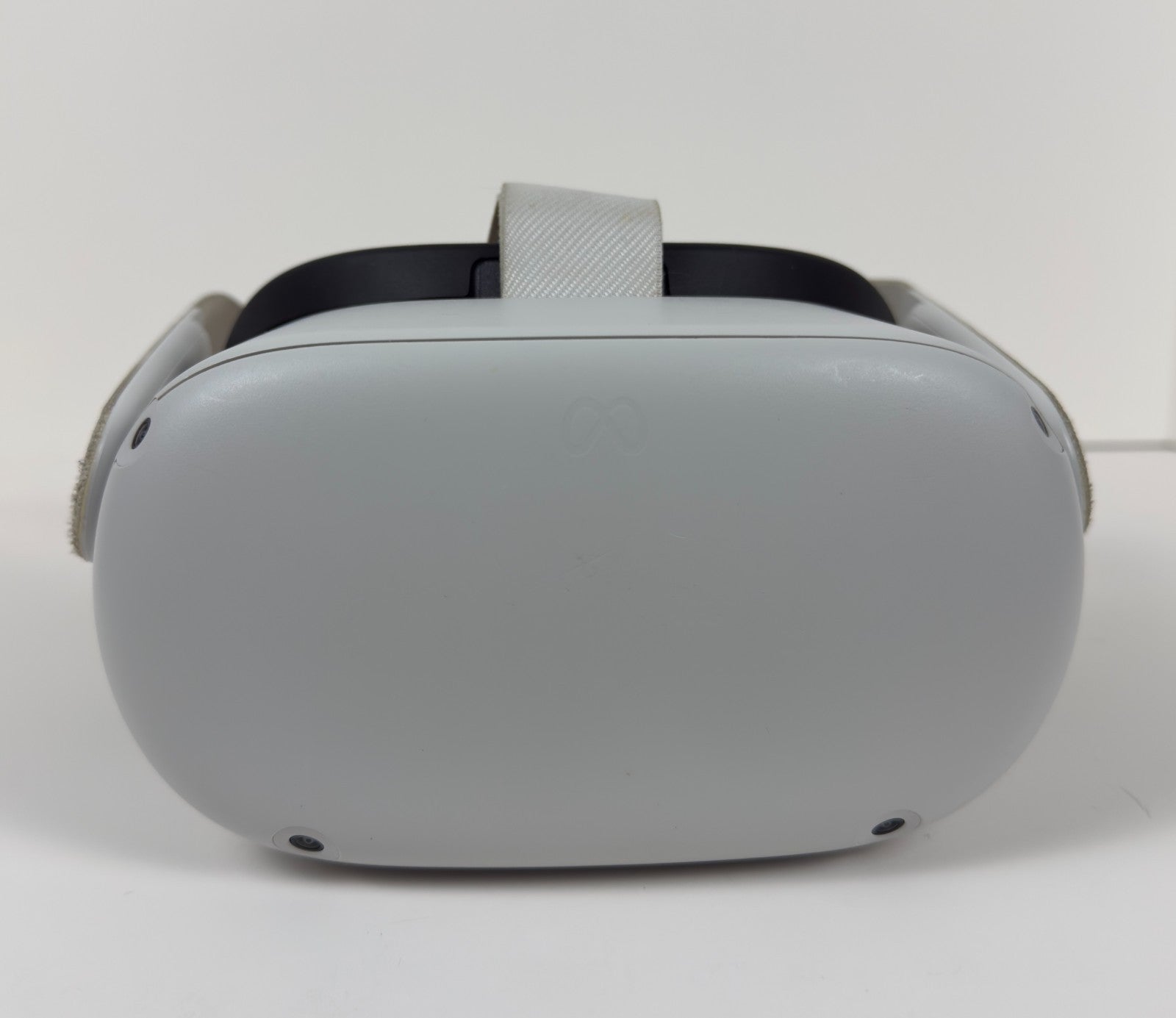 Meta Quest 2 VR Headset 256GB w/  Controllers, Charger – 1 yr Warranty