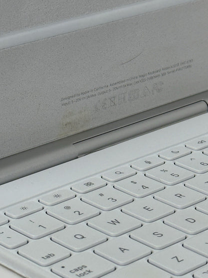 Apple Magic Keyboard for iPad Air 11 inch M2 & M3 - English - White - MDFV4LL/A