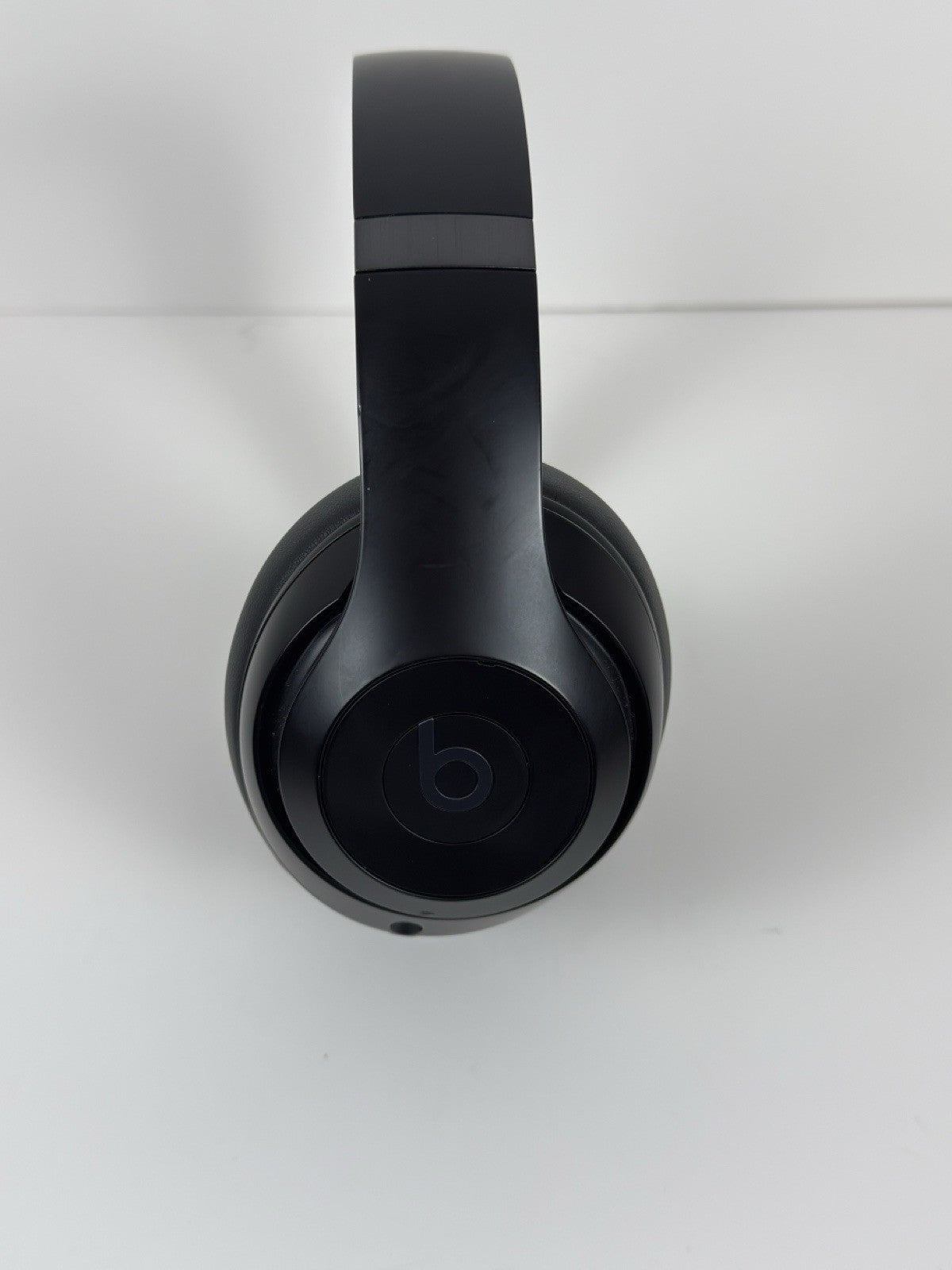 Beats Studio Pro Wireless Noise Cancelling Headphones Black + AppleCare