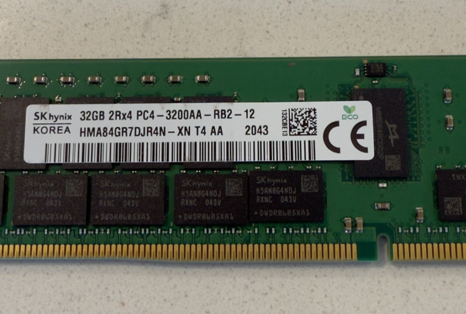 SK HYNIX 32GB 2RX4 PC4-3200AA-RB2 HMA84GR7DJR4N-XN-T4-AA 2043