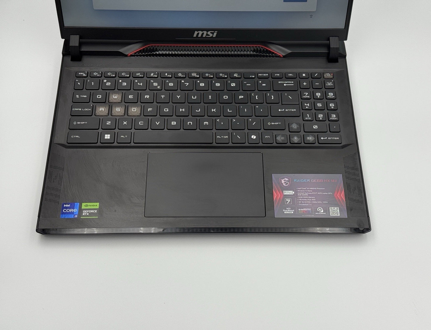 MSI Raider 16" – i9-14900HX, 32GB RAM, 1TB SSD, NVIDIA RTX 4070 | FHD+ 144Hz