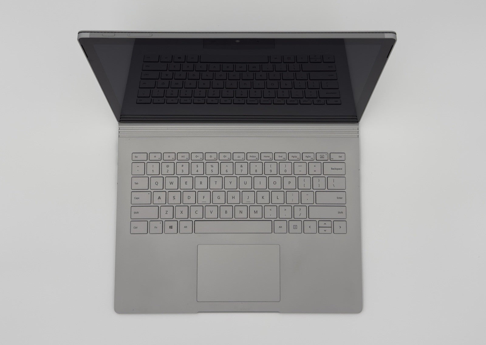 Microsoft Surface Book 13.5" i5 8GB 256GB SSD - Model 1703 - Silver - Good