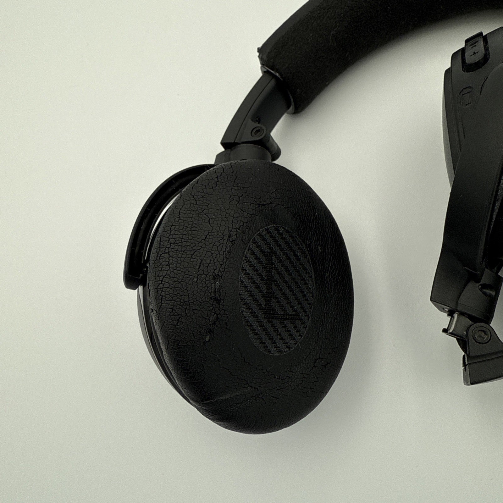 Bose SoundLink On-Ear Wireless Headphones – Bluetooth