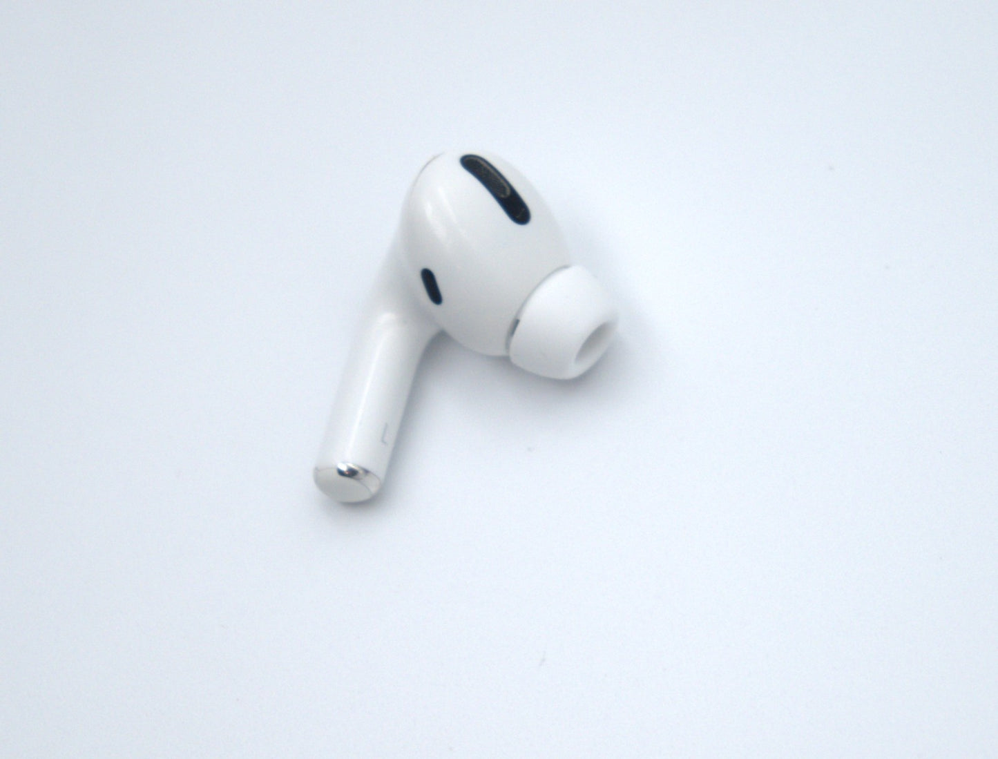 Genuine Apple AirPods Pro Gen 1 – OEM Replacement Left, Right, or Case | Good