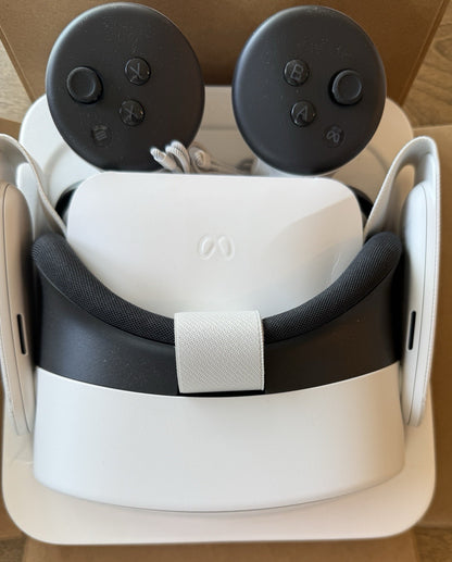 Meta Quest 3S 256GB All-in-One VR Headset – Mixed Reality Gaming & Entertainment