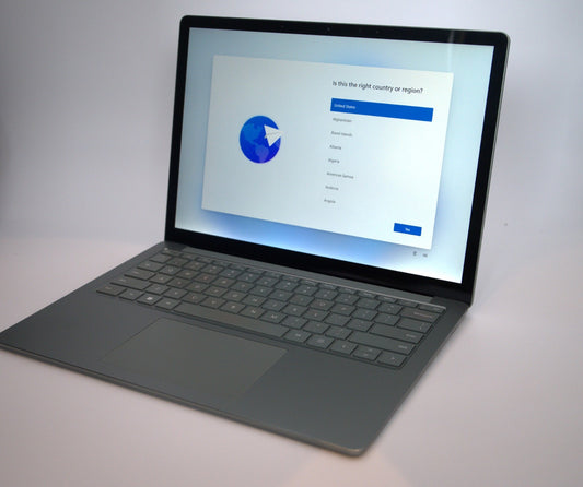 Microsoft Surface Laptop 5 13.5” Touch – i5-1235U / 8GB / 512GB SSD | Windows 11