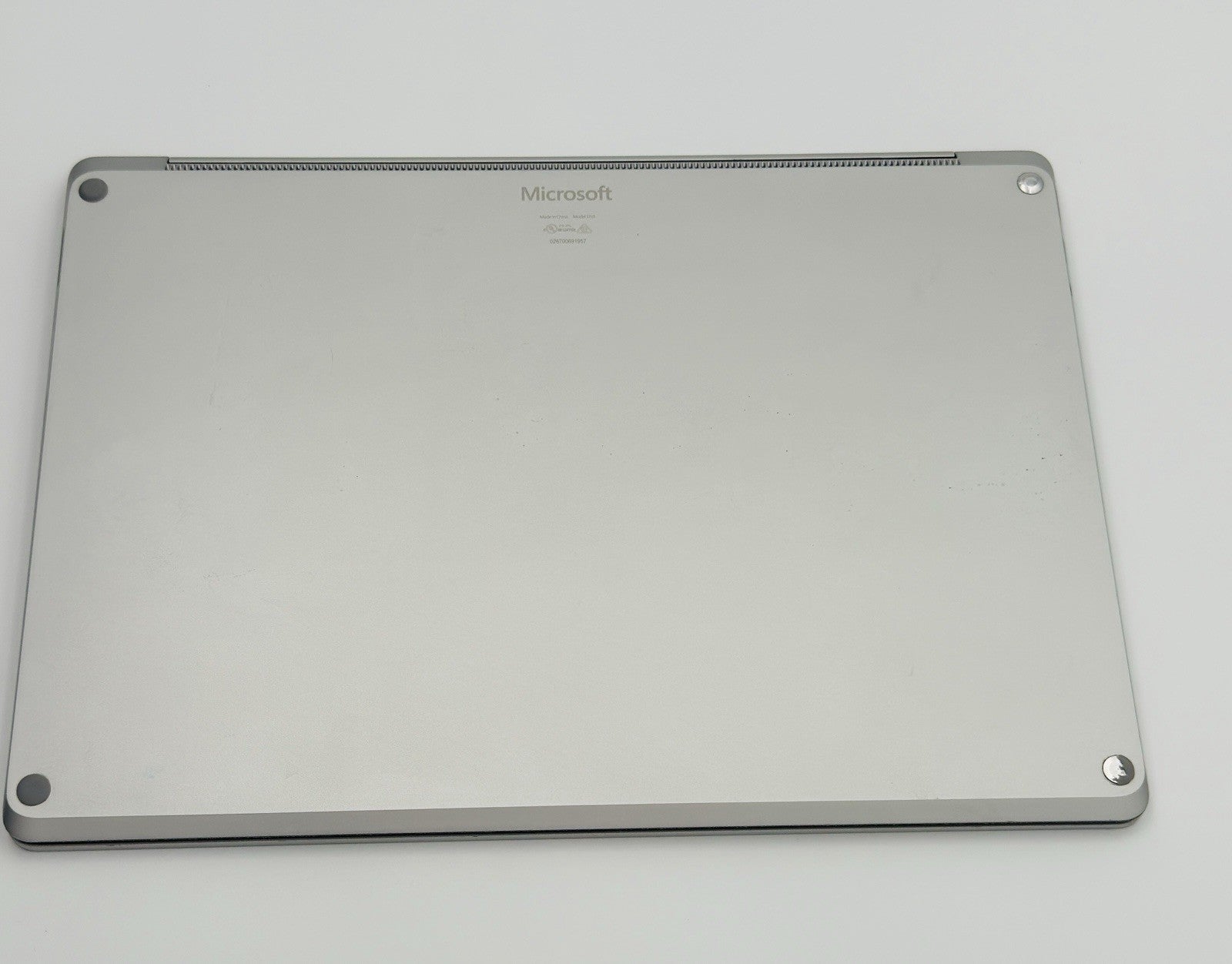 Microsoft Surface Laptop 2 – i5 8250 | 128GB SSD | 8GB RAM| Warranty