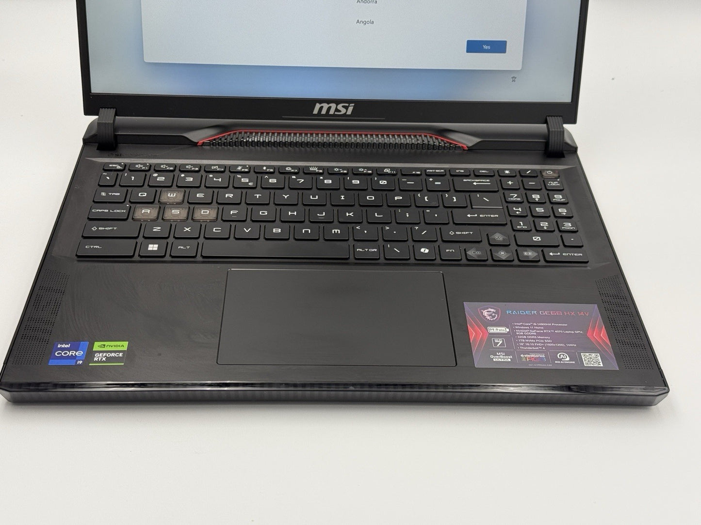 MSI Raider 16" – i9-14900HX, 32GB RAM, 1TB SSD, NVIDIA RTX 4070 | FHD+ 144Hz