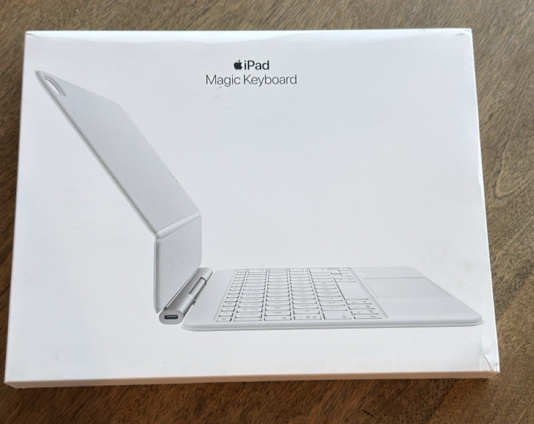 Apple Magic Keyboard for iPad Air 11-inch M2 & M3 - English - White - MDFV4LL/A